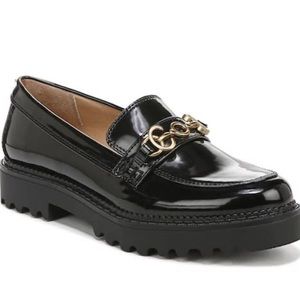 PLATFORM LOAFERS
CIRCUS BY SAM EDELMAN